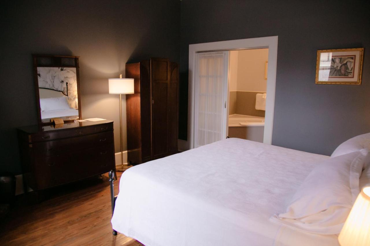 The Grand Hotel Hogansville Екстер'єр фото