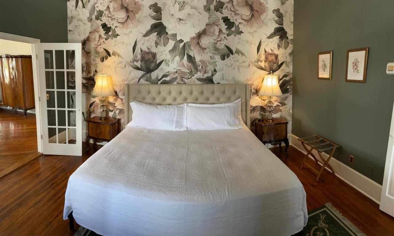 The Grand Hotel Hogansville Екстер'єр фото
